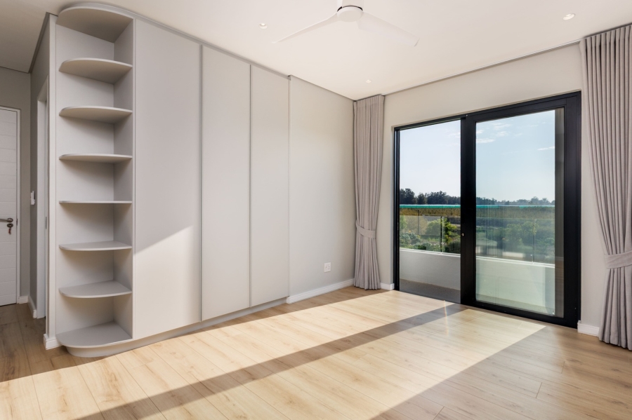 5 Bedroom Property for Sale in Val De Vie Estate Western Cape